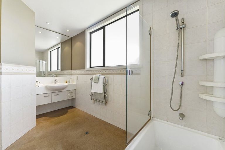 Photo of property in 131b Oceanbeach Road, Mount Maunganui, 3116