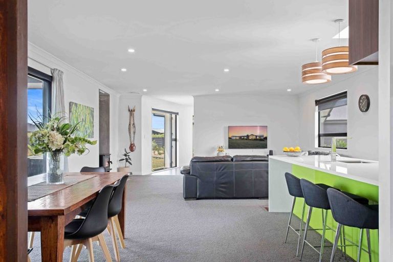 Photo of property in 10 Braeburn Crescent, Swannanoa, Kaiapoi, 7692