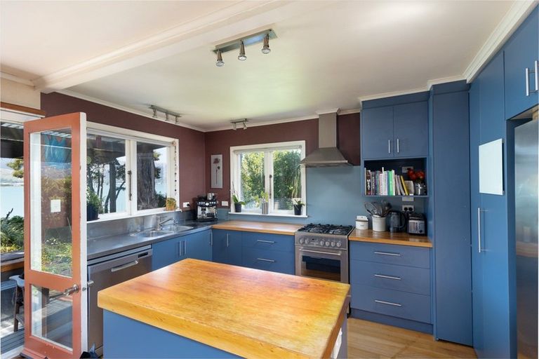 Photo of property in 61 Martin Street, Monaco, Nelson, 7011