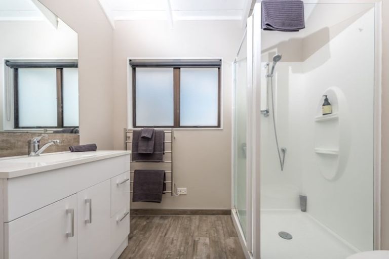 Photo of property in 314 Old North Road, Kumeu, 0892