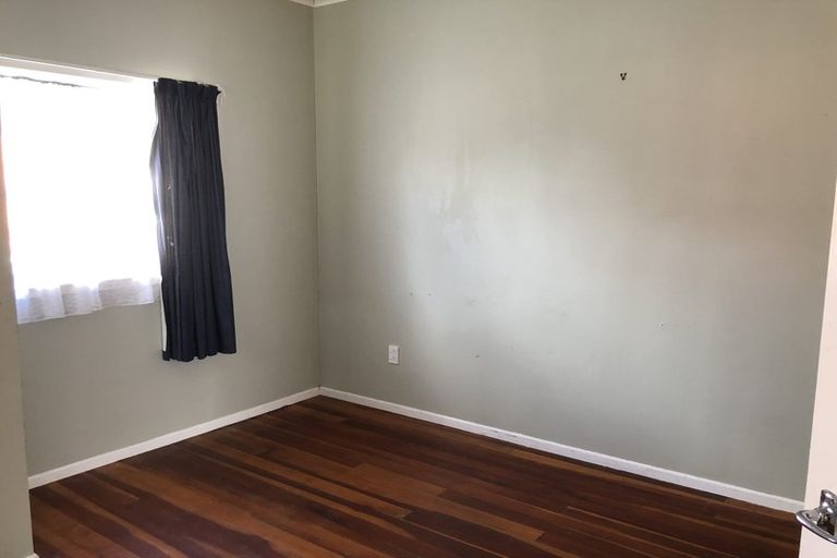 Photo of property in 9 Greers Road, Weymouth, Auckland, 2103