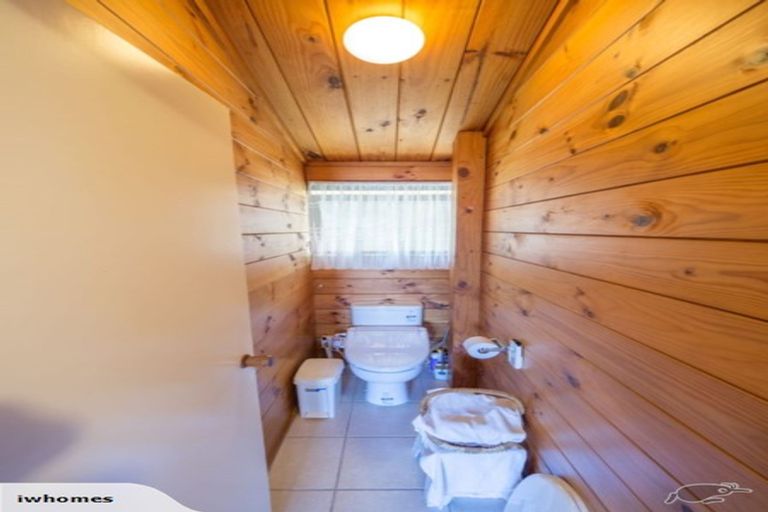 Photo of property in 20 Hedge Row, Sunnyhills, Auckland, 2010