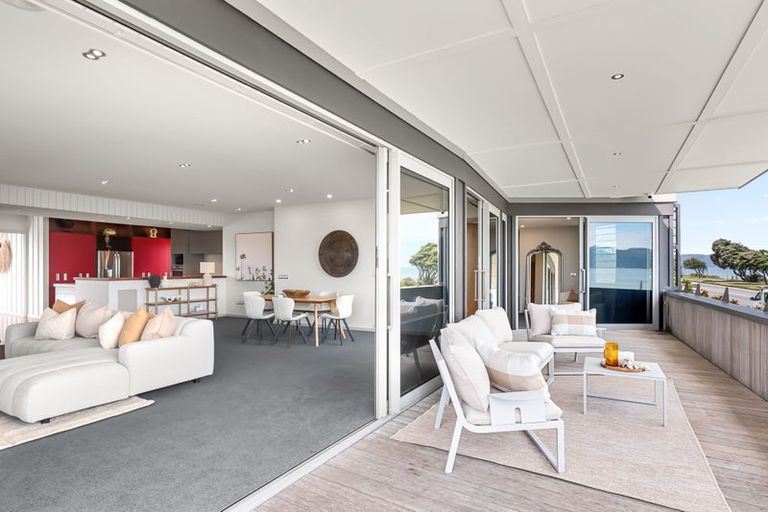 Photo of property in 88 Marine Parade, Paraparaumu Beach, Paraparaumu, 5032