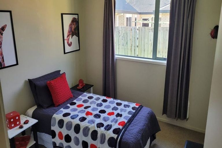 Photo of property in 11 Mckenzie Place, Rototuna North, Hamilton, 3210