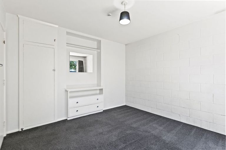 Photo of property in 1/267 Pages Road, Wainoni, Christchurch, 8061