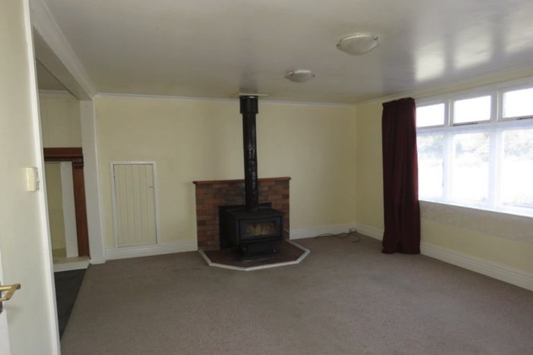 Photo of property in 67 Derby Street, Westport, 7825