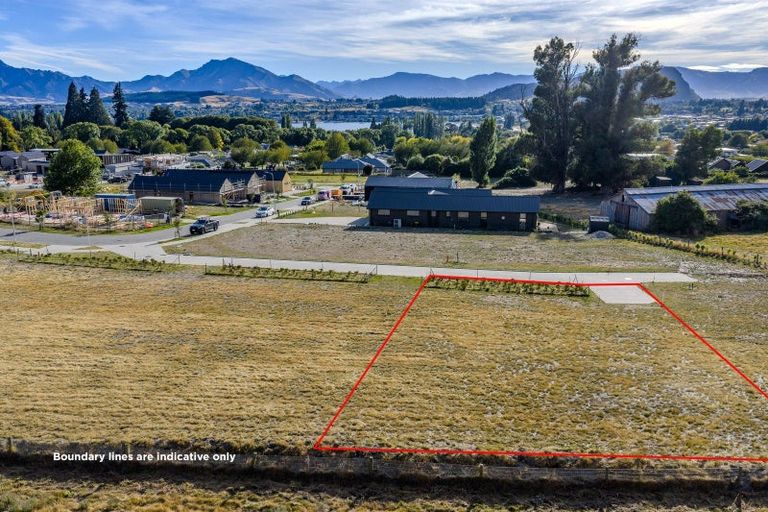 Photo of property in 6 Glenbrook Lane, Wanaka, 9305