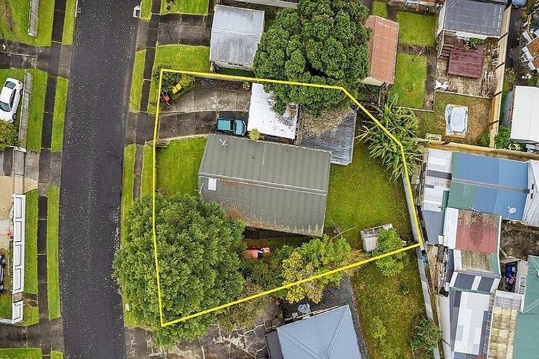 Photo of property in 4 Walden Place, Mangere East, Auckland, 2024