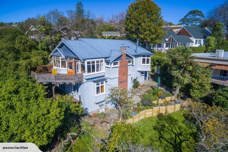 Photo of property in 62 Hackthorne Road, Cashmere, Christchurch, 8022