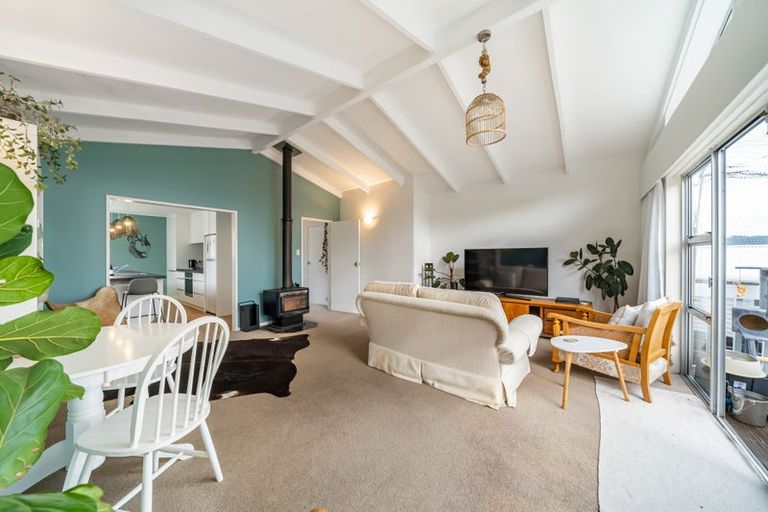 Photo of property in 6 Spey Place, Papakowhai, Porirua, 5024