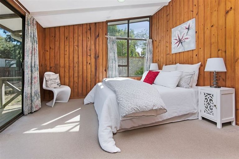 Photo of property in 11 Sherie Place, Howick, Auckland, 2014