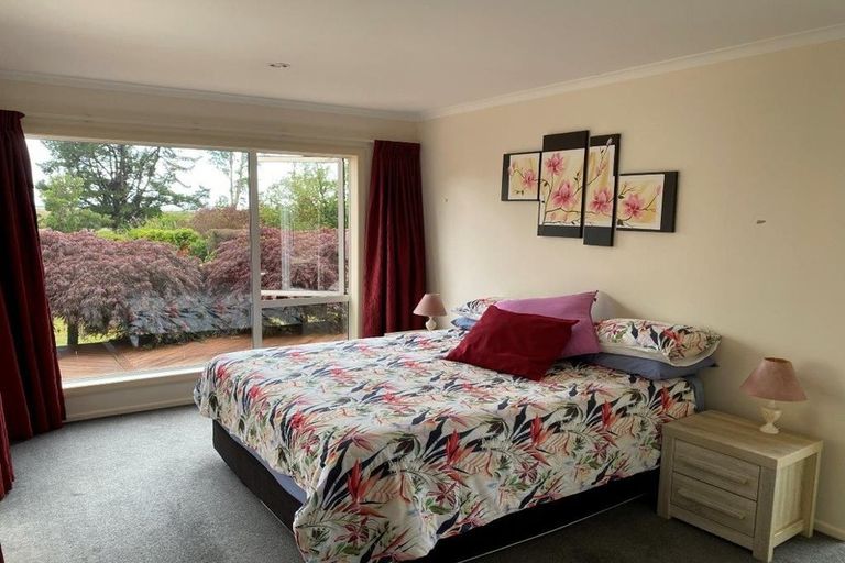 Photo of property in 12 Poplar Lane, Collingwood, 7073