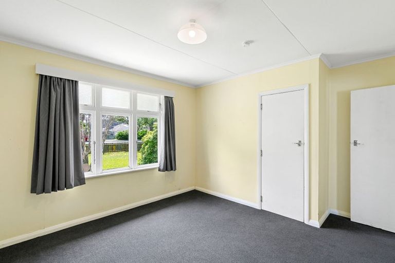 Photo of property in 32 Park Street, Foxton, 4814