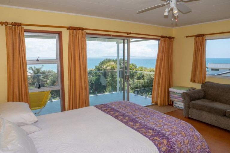 Photo of property in 22 Seaview Road, Cable Bay, 0420