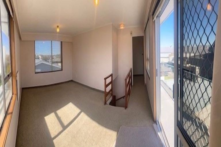 Photo of property in 21b Lannie Place, Greenmeadows, Napier, 4112