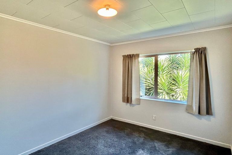 Photo of property in 3 Somerset Place, Taradale, Napier, 4112