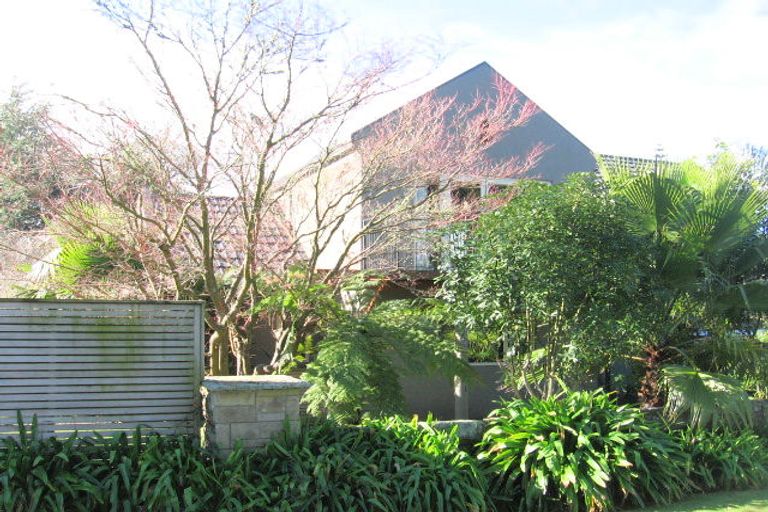 Photo of property in 1080 River Road, Queenwood, Hamilton, 3210