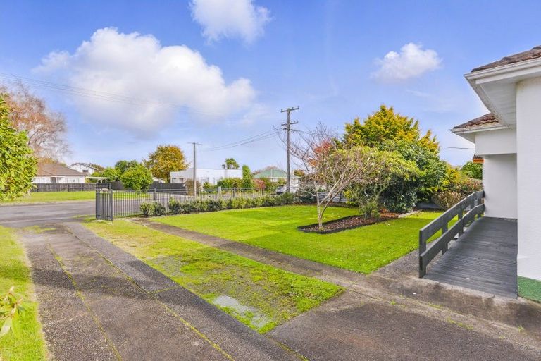 Photo of property in 18 Hannan Street, Levin, 5510