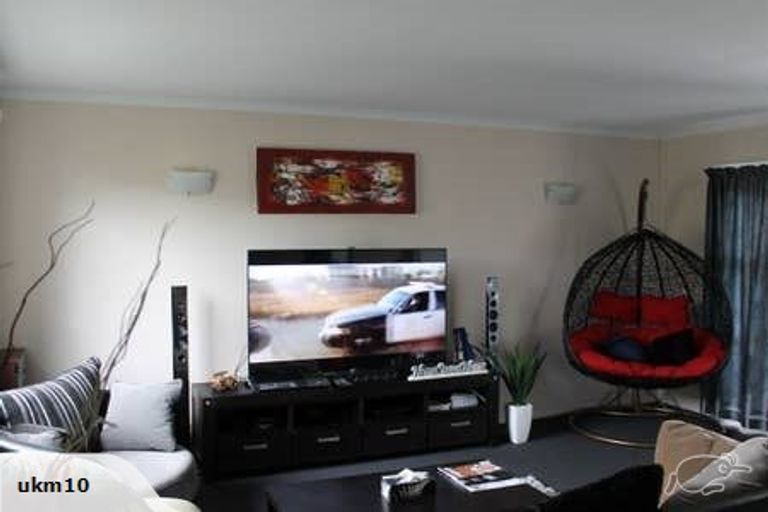 Photo of property in 325 Main South Road, Hornby, Christchurch, 8042