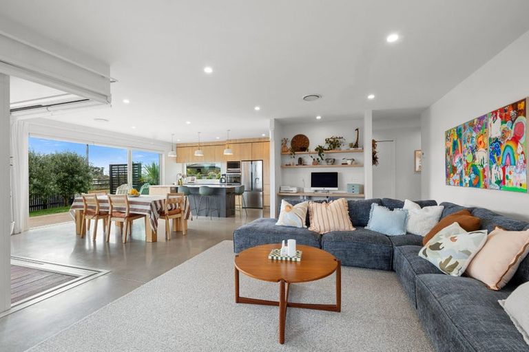 Photo of property in 409 Frankley Road, Ferndale, New Plymouth, 4310