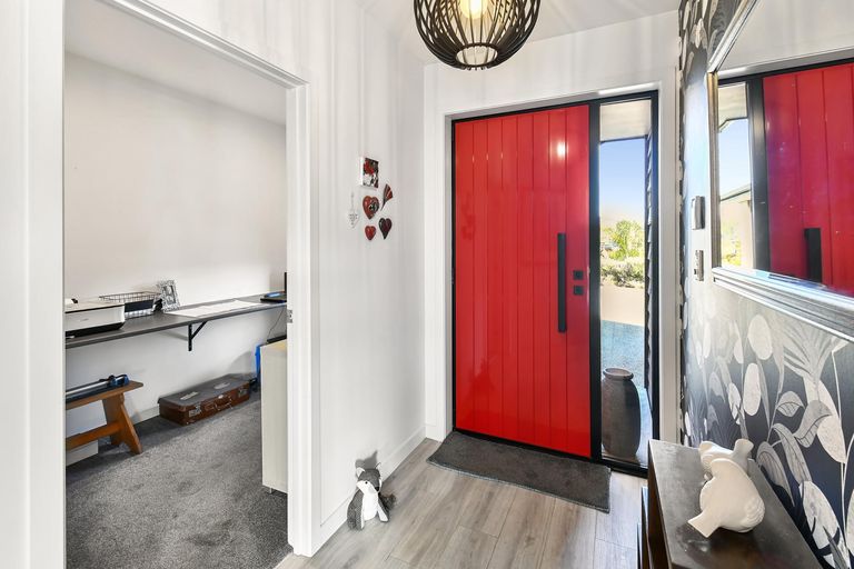 Photo of property in 29 Mcintosh Drive, Pokeno, 2471