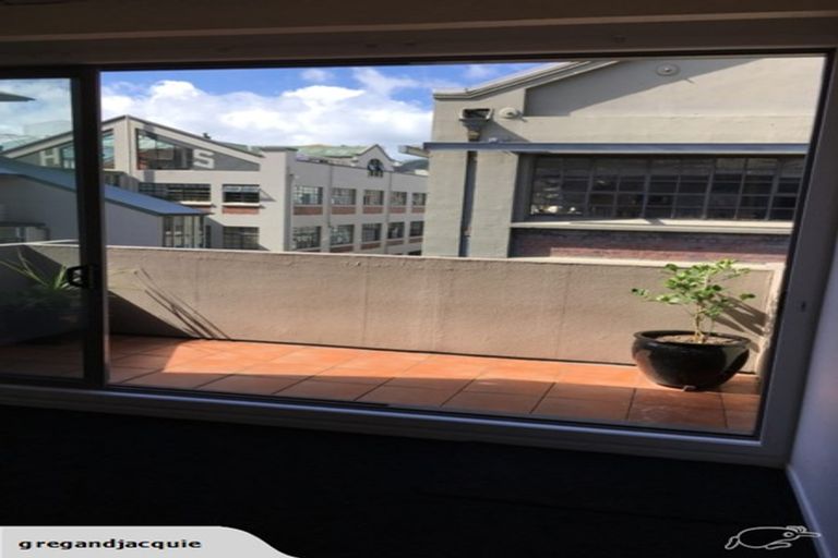 Photo of property in Hannahs Warehouse Apartments, 14/13 Leeds Street, Te Aro, Wellington, 6011