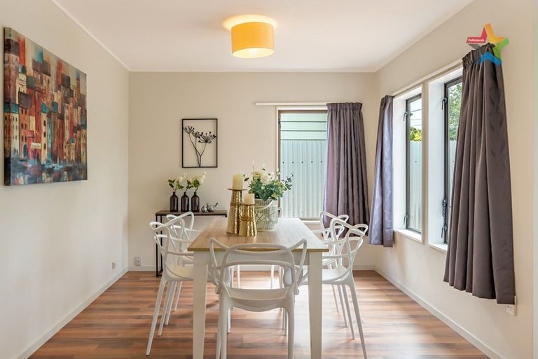 Photo of property in 48a Randwick Crescent, Moera, Lower Hutt, 5010