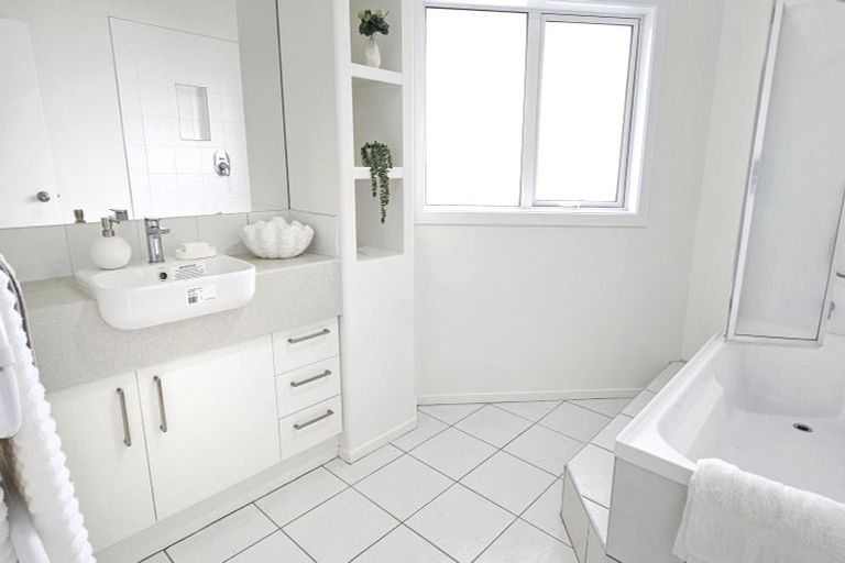 Photo of property in 362b Otumoetai Road, Otumoetai, Tauranga, 3110