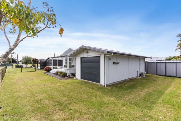 Photo of property in 104 Moa Street, Whangamata, 3620