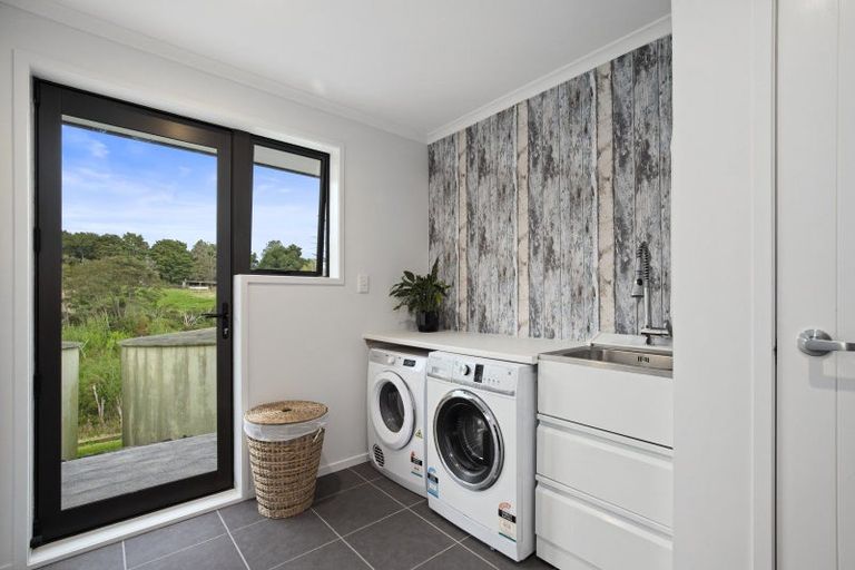 Photo of property in 275f Paparimu Road, Hunua, Papakura, 2583