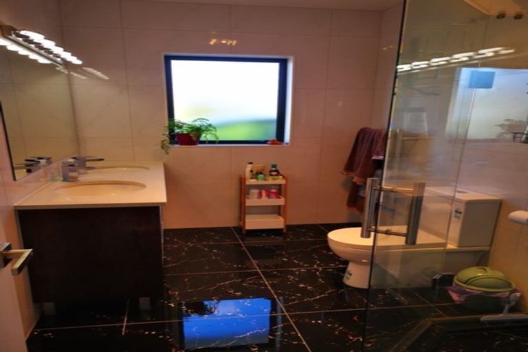 Photo of property in 14 Pohue Avenue, Huapai, Kumeu, 0810