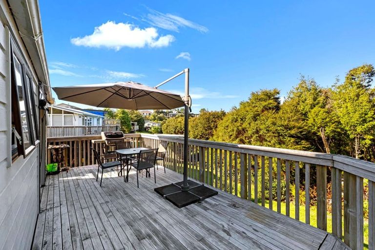 Photo of property in 15 Rabbit Way, Whitianga, 3510