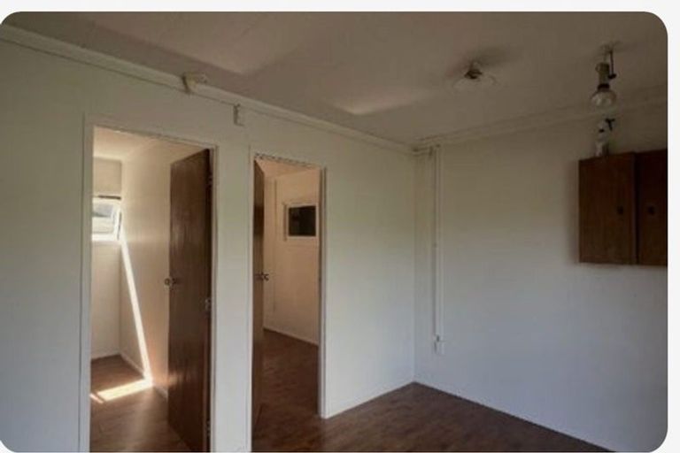Photo of property in 13 Robbies Road, Shelly Park, Auckland, 2014