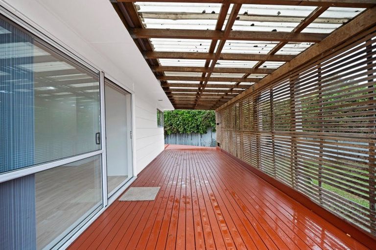 Photo of property in 2/29 Kindergarten Drive, Conifer Grove, Takanini, 2112