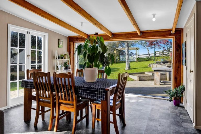 Photo of property in 295 Skinner Road, Bird Road, Stratford, 4393