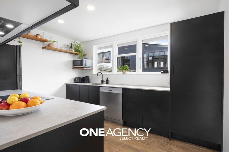 Photo of property in 50 Owhiti Street, Titahi Bay, Porirua, 5022