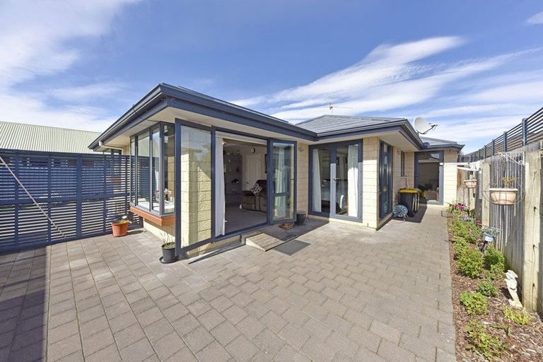 Photo of property in 12b Grassmere Street, Papanui, Christchurch, 8052