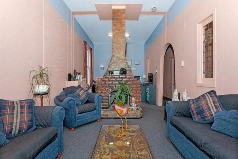 Photo of property in 17 Ormond Road, Whataupoko, Gisborne, 4010