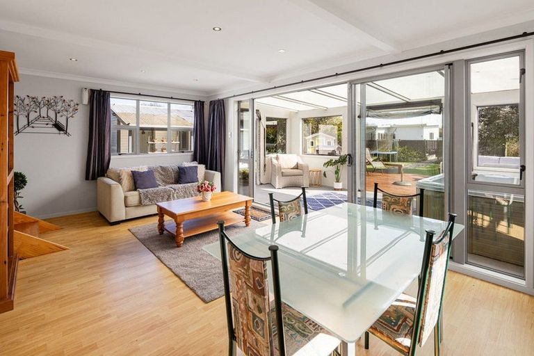 Photo of property in 40a Clare Street, Cambridge, 3434