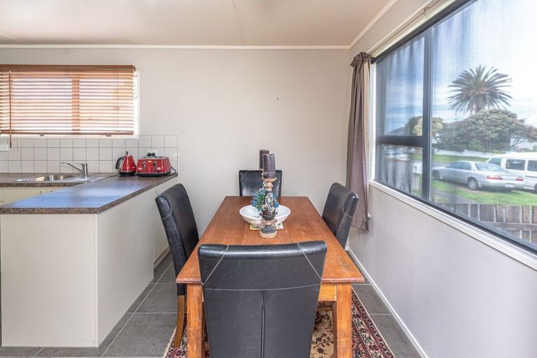 Photo of property in 4a Tainui Street, Castlecliff, Whanganui, 4501