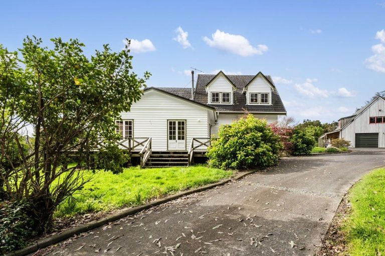 Photo of property in 69 Valley Road, Waimauku, 0881