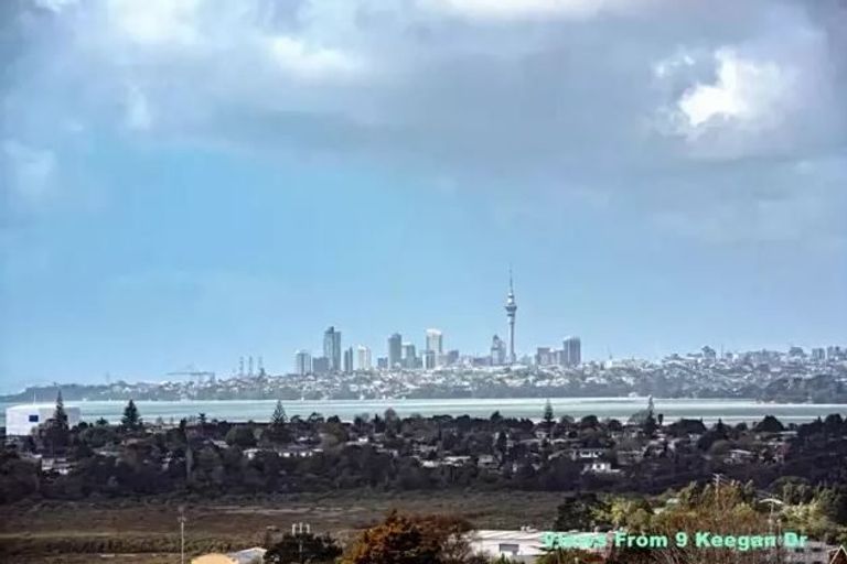 Photo of property in 9 Keegan Drive, Massey, Auckland, 0614