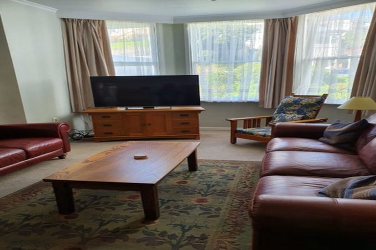 Photo of property in 30 Hiropi Street, Newtown, Wellington, 6021