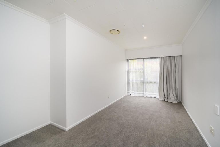 Photo of property in 20 Kentucky Way, Awapuni, Palmerston North, 4412