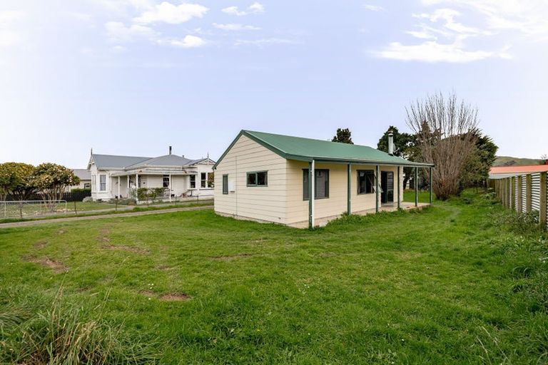 Photo of property in 39 Mclean Street, Woodville, 4920