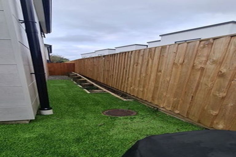 Photo of property in 10/41 Kervil Avenue, Te Atatu Peninsula, Auckland, 0610