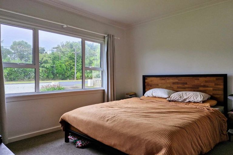 Photo of property in 7 Tarahua Road, Vogeltown, New Plymouth, 4310