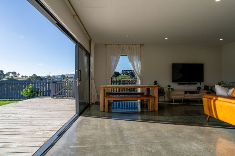 Photo of property in 2 Taeore Lane, Raglan, 3225