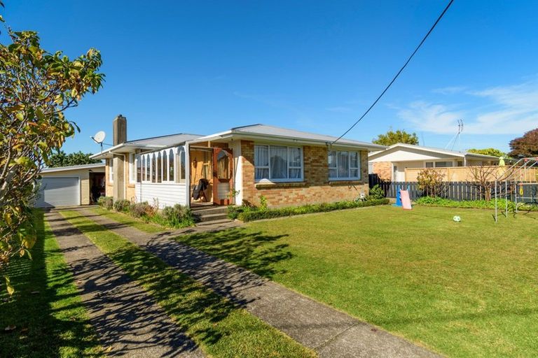 Photo of property in 18 Short Street, Otumoetai, Tauranga, 3110