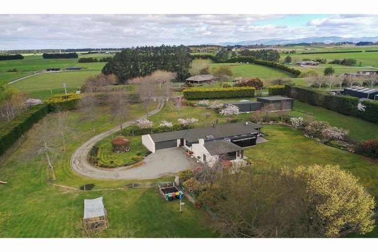 Photo of property in 172 Claremont Road, Otipua Creek, Timaru, 7974